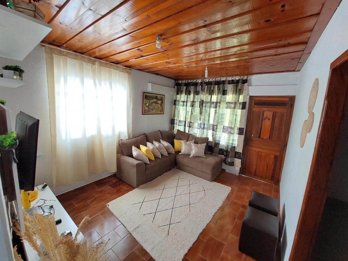 Casa Aconchegante Na Roca C/ Piscina/Churrasqueira Gonçalves Exteriér fotografie